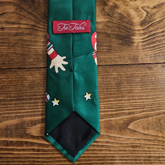 Tie Tales Christmas Football Novelty Tie Men's Green Holiday Sports Neck Tie 199 - Picture 6 of 9